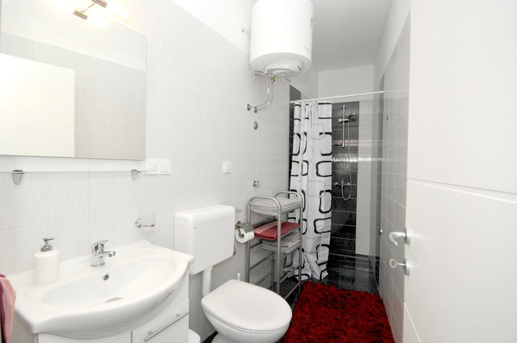 Apartments Josip トロギール 部屋 写真